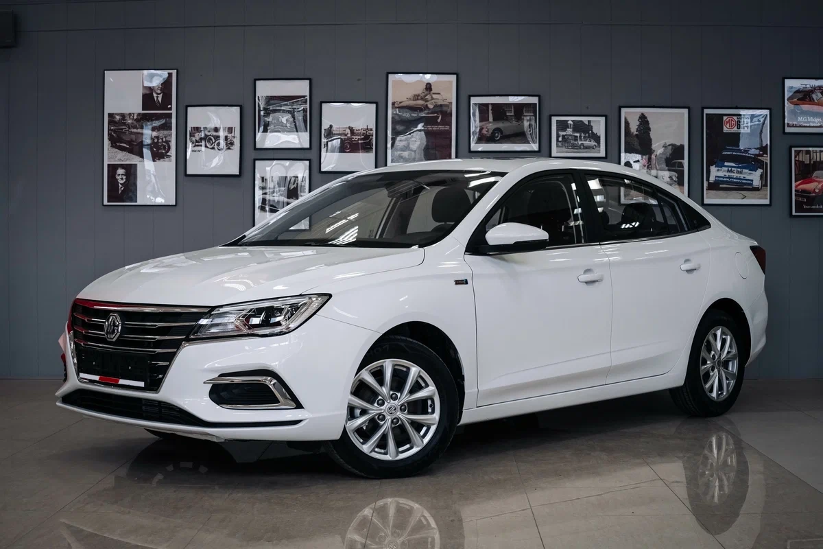 MG 5 с салона по цене от 1 439 000 рублей