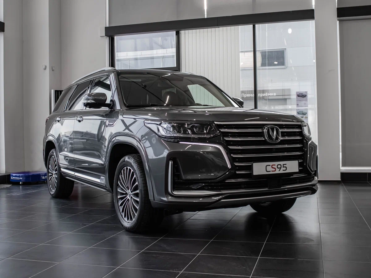 Changan CS95 в наличии по цене от 2 279 000 рублей
